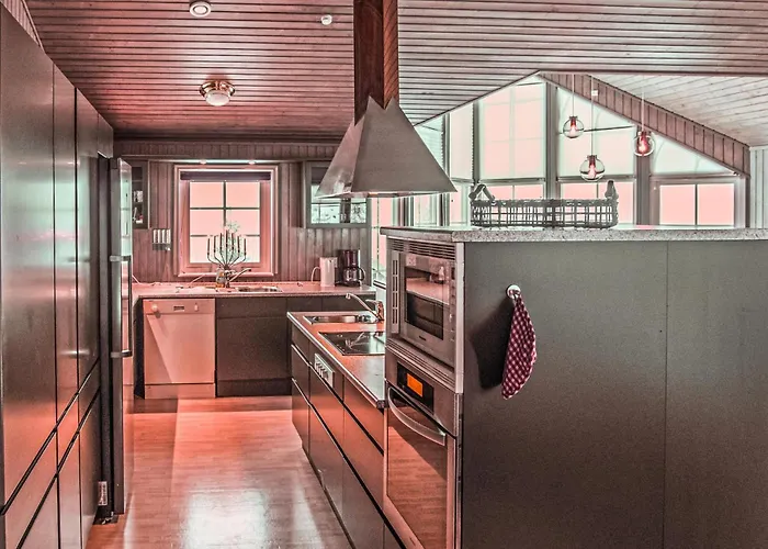 Holiday home Lovely In With Wifi