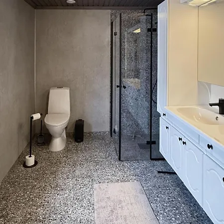 度假居 Lovely In With Wifi 特吕西尔